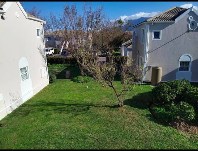 2 BEDROOM PROPERTY TO RENT IN PINELANDS